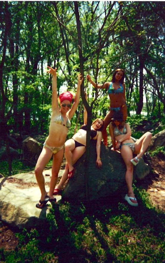 playboybunnies.jpg